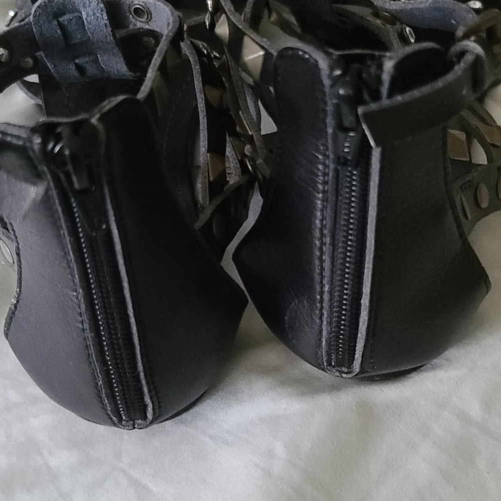 Aldo Sandals - Picture 3 of 7